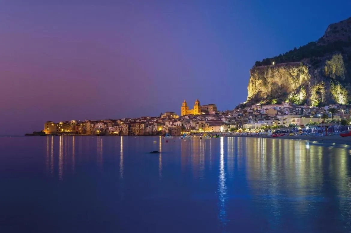 Maison Duomo Cefalu Italy